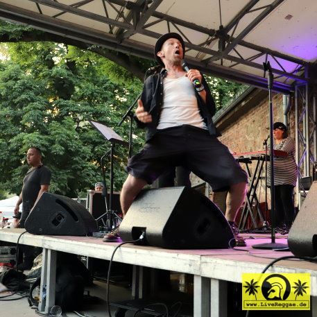 Wolley (D, Skaos) with The SKAndal Allstars - This Is Ska Festival - Wasserburg, Rosslau - 24. Juni 2023 (12).JPG